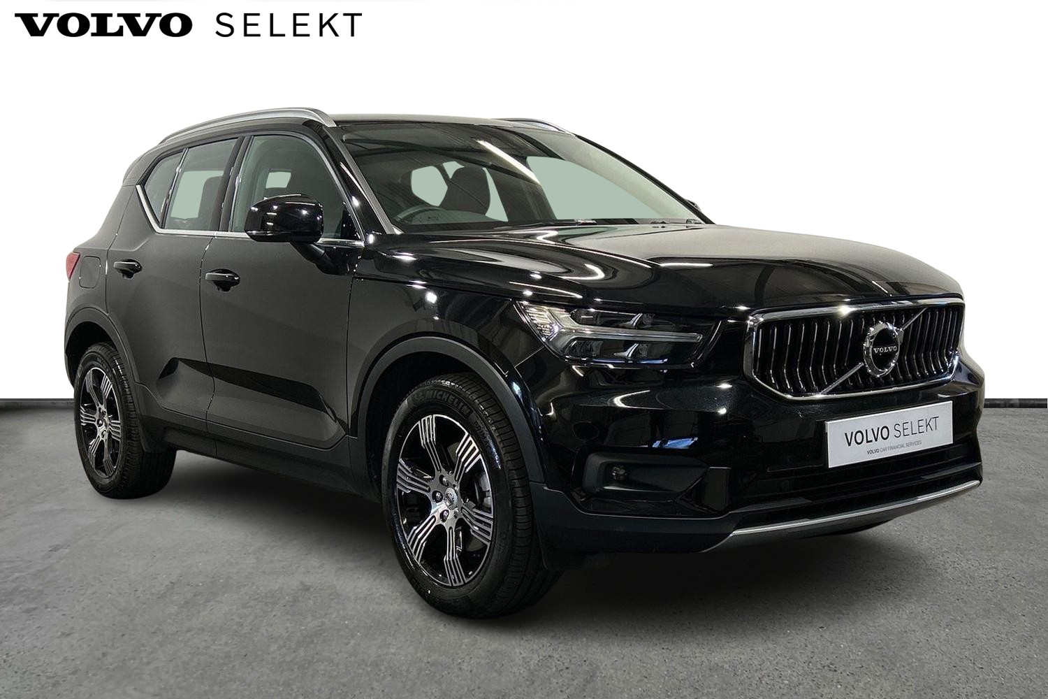 Main listing image - Volvo XC40