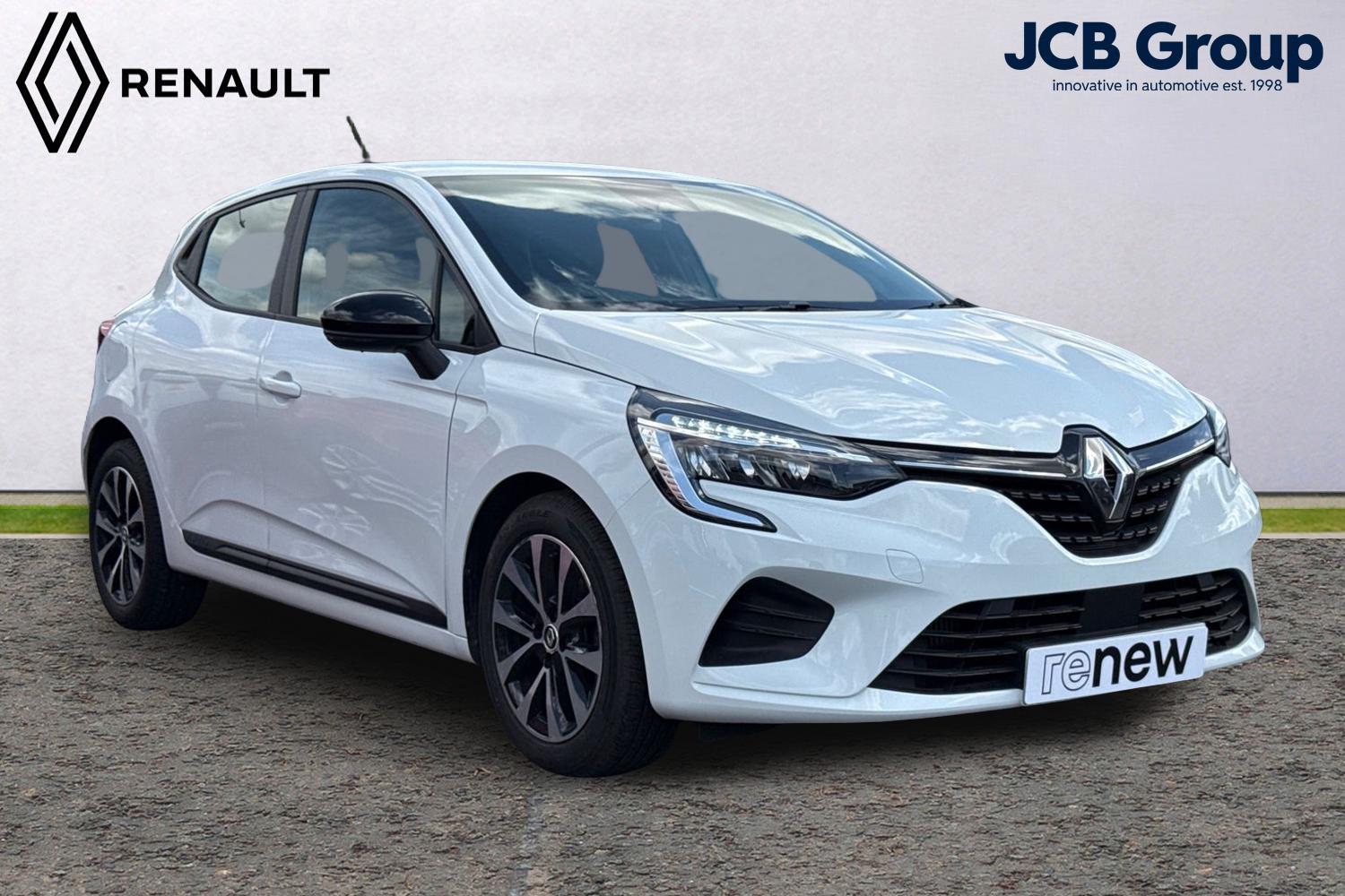 Main listing image - Renault Clio