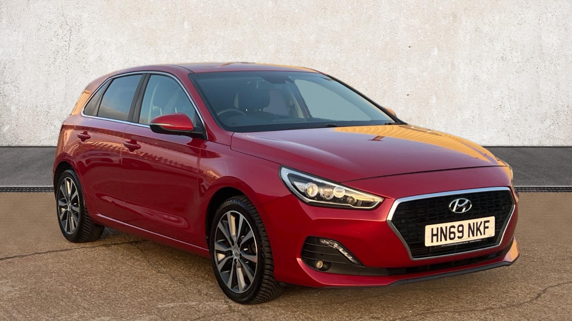 Main listing image - Hyundai i30