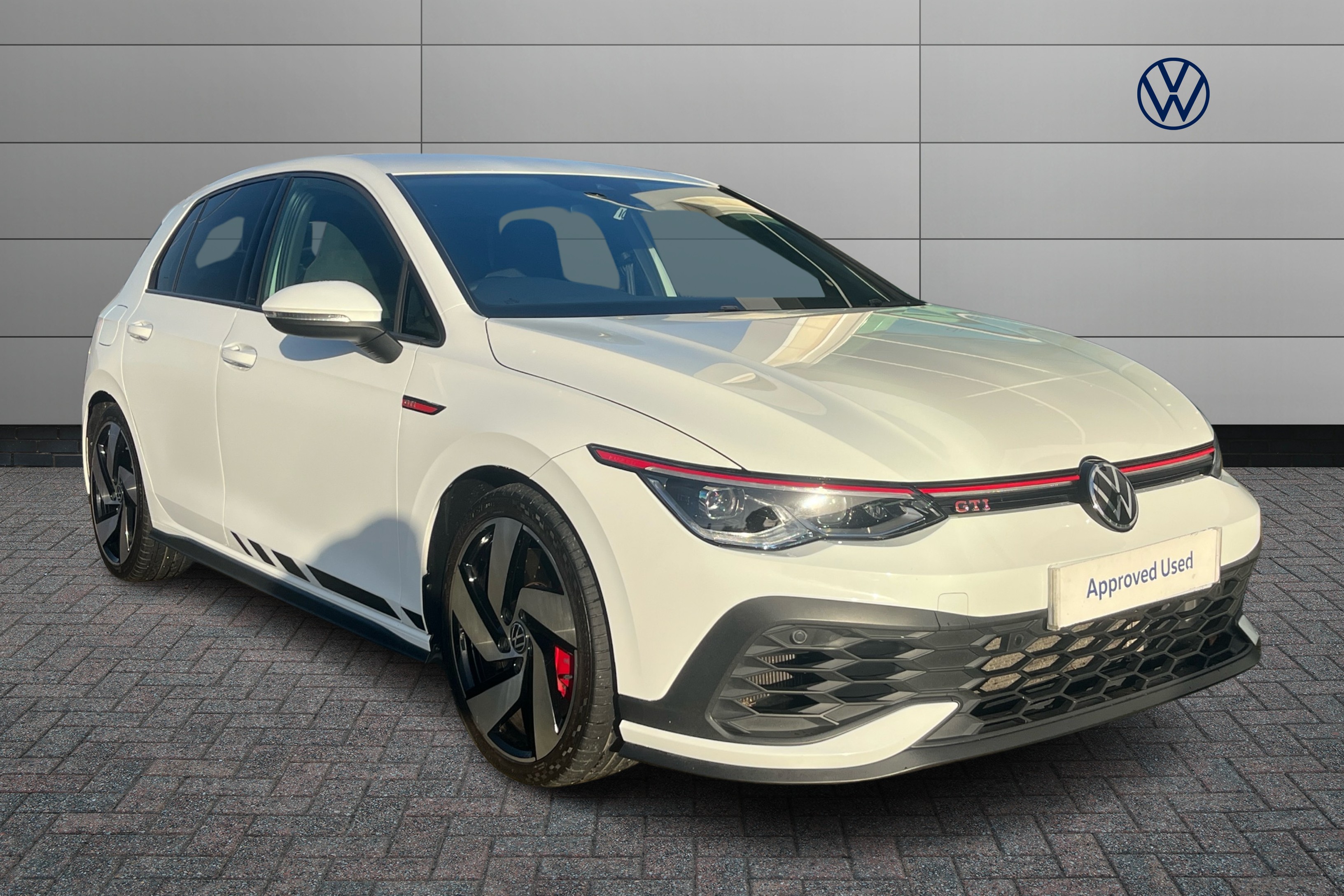 Main listing image - Volkswagen Golf GTI