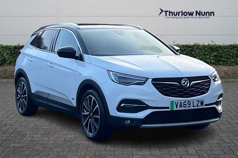 Main listing image - Vauxhall Grandland X