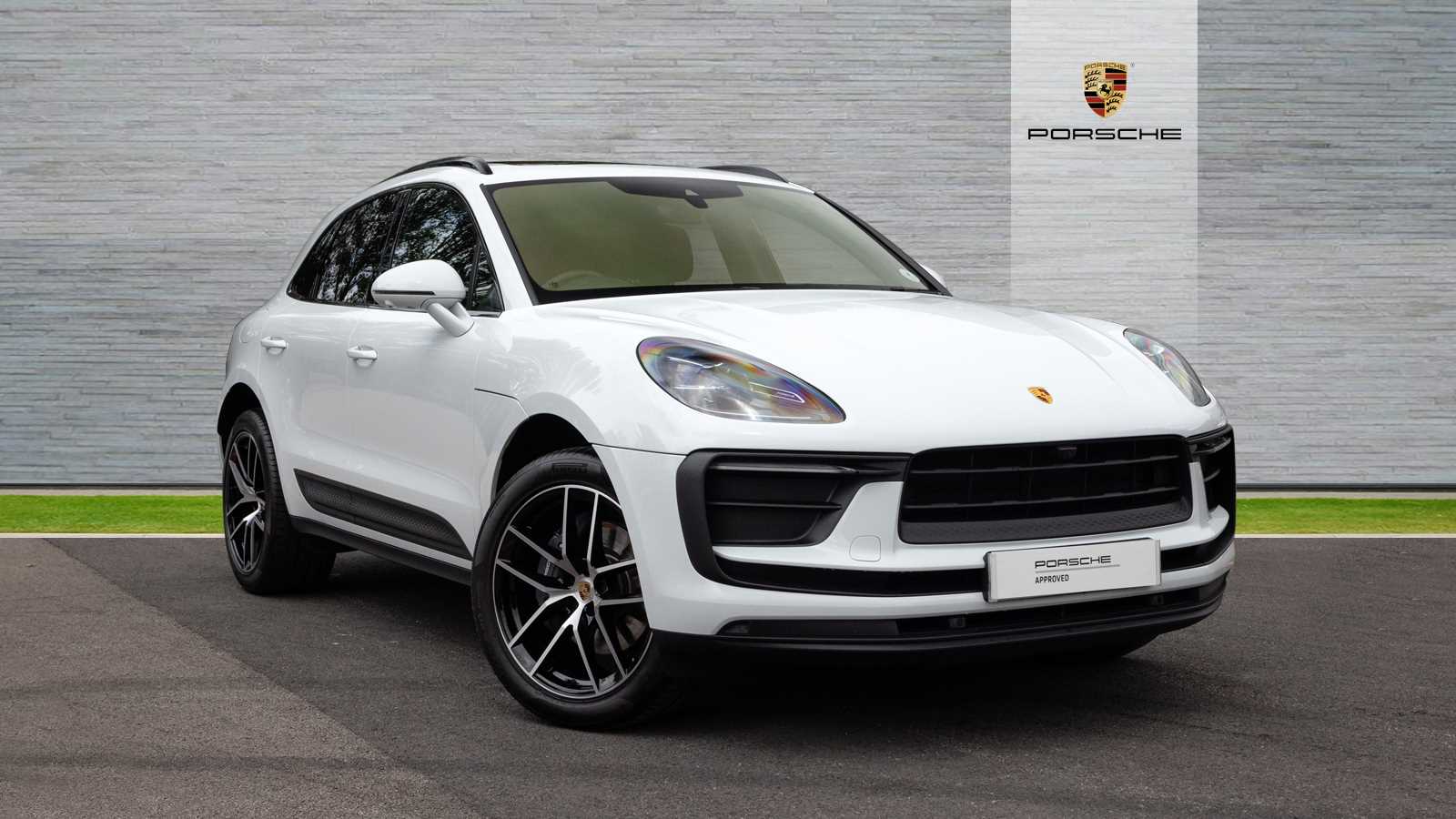 Main listing image - Porsche Macan