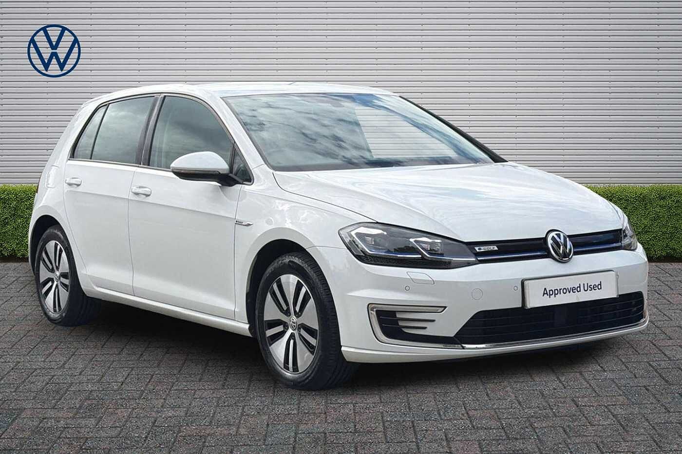 Main listing image - Volkswagen Golf