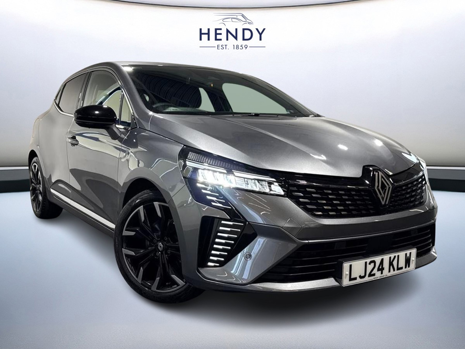 Main listing image - Renault Clio
