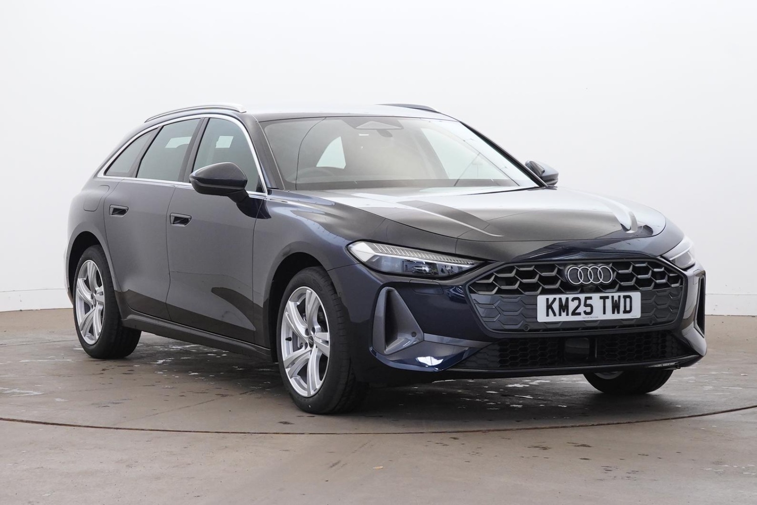 Main listing image - Audi A5