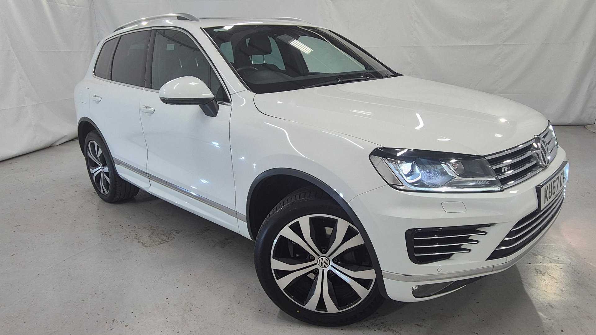 Main listing image - Volkswagen Touareg