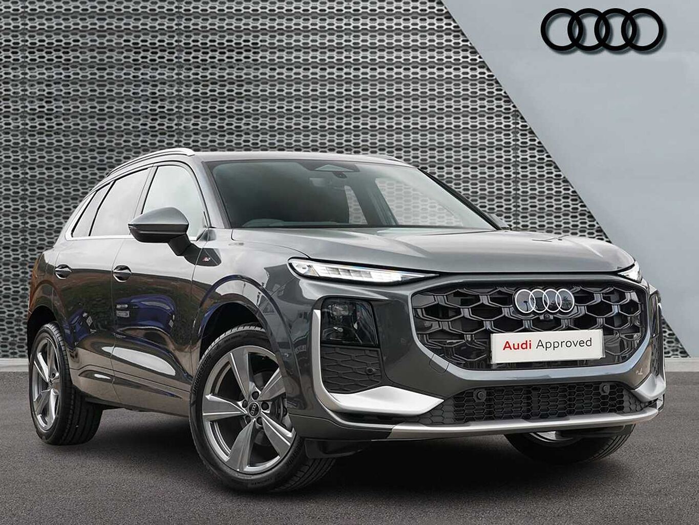 Main listing image - Audi Q3