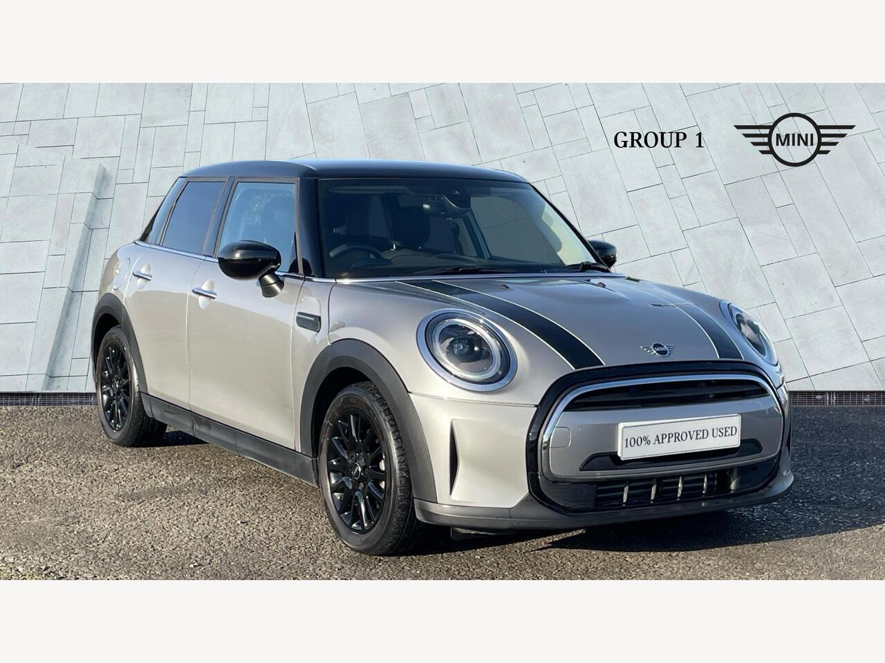 Main listing image - MINI Hatchback 5dr