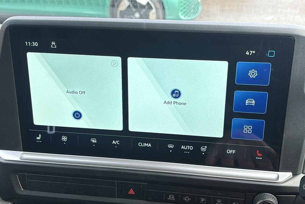 Main listing image - Volkswagen Transporter