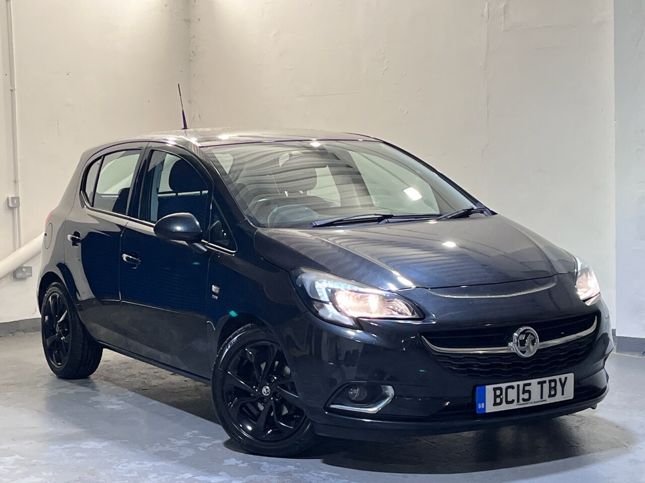 Main listing image - Vauxhall Corsa