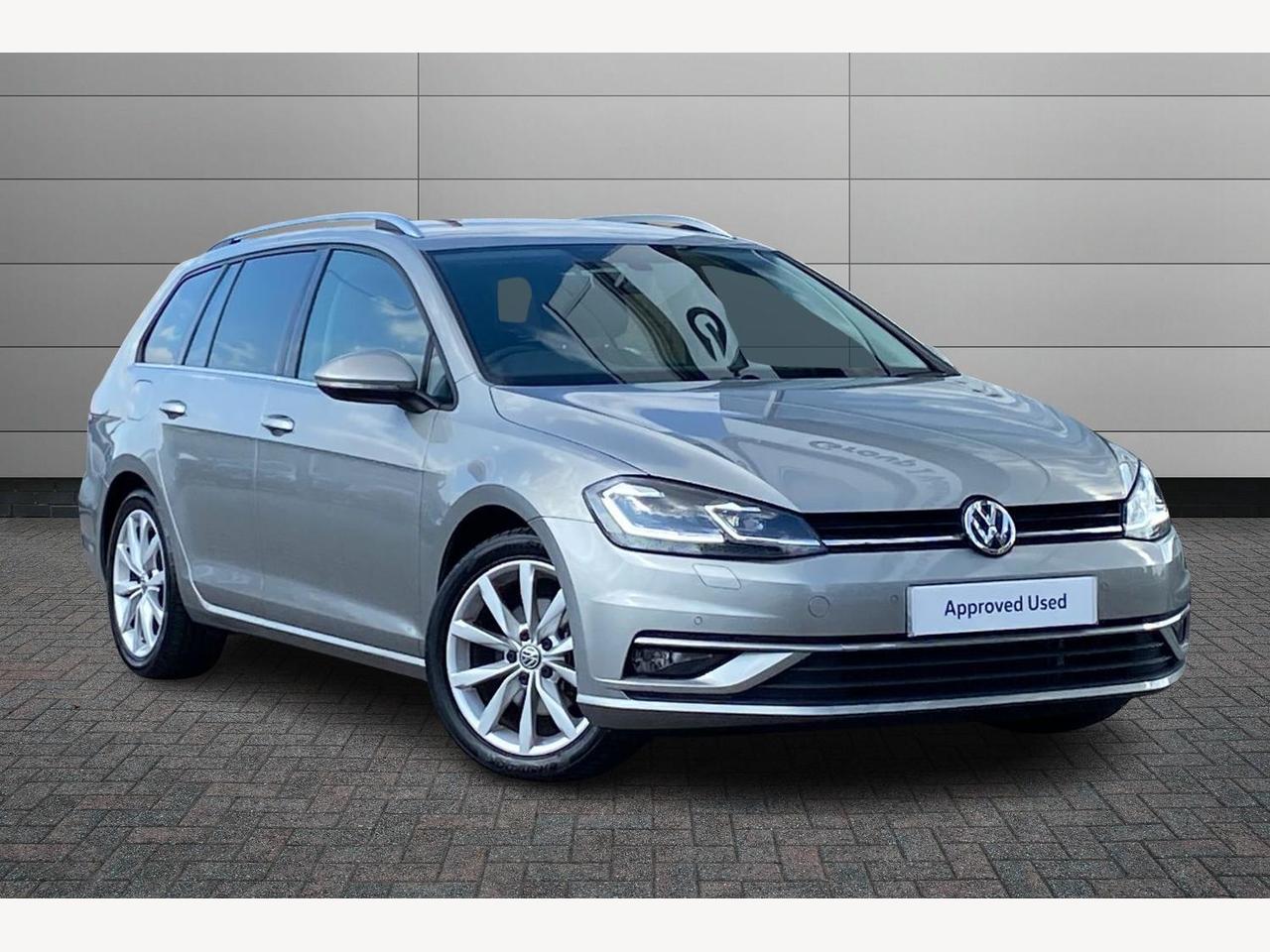 Main listing image - Volkswagen Golf Estate