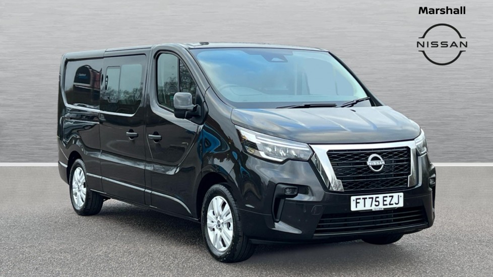 Main listing image - Nissan Primastar