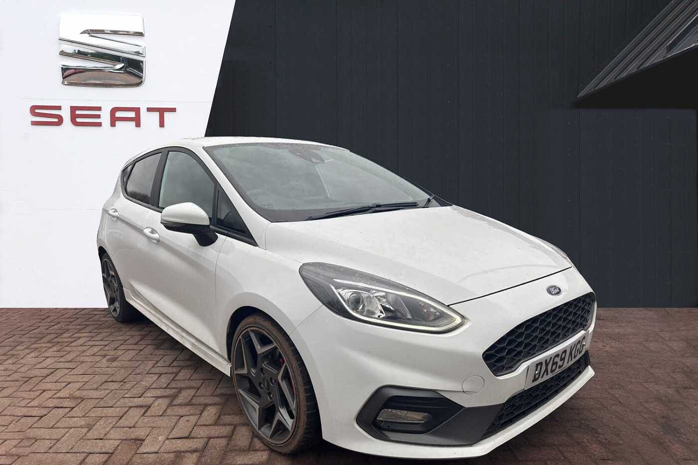 Main listing image - Ford Fiesta ST