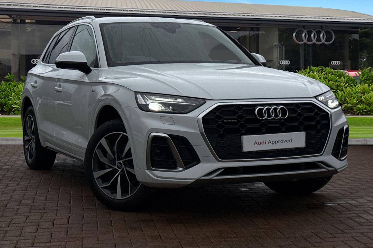 Main listing image - Audi Q5