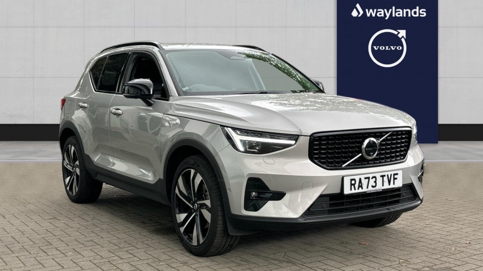 Main listing image - Volvo XC40