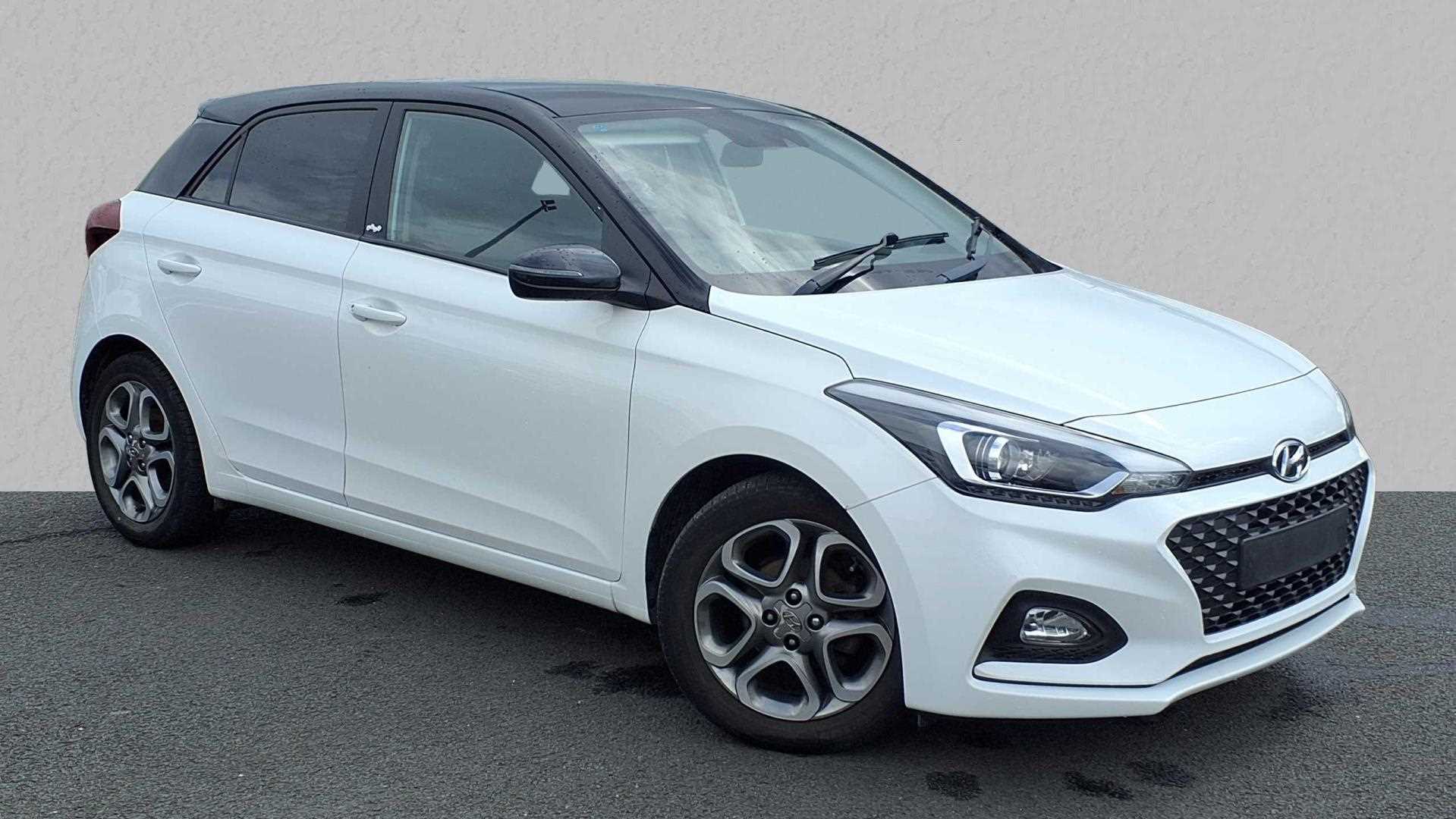 Main listing image - Hyundai i20