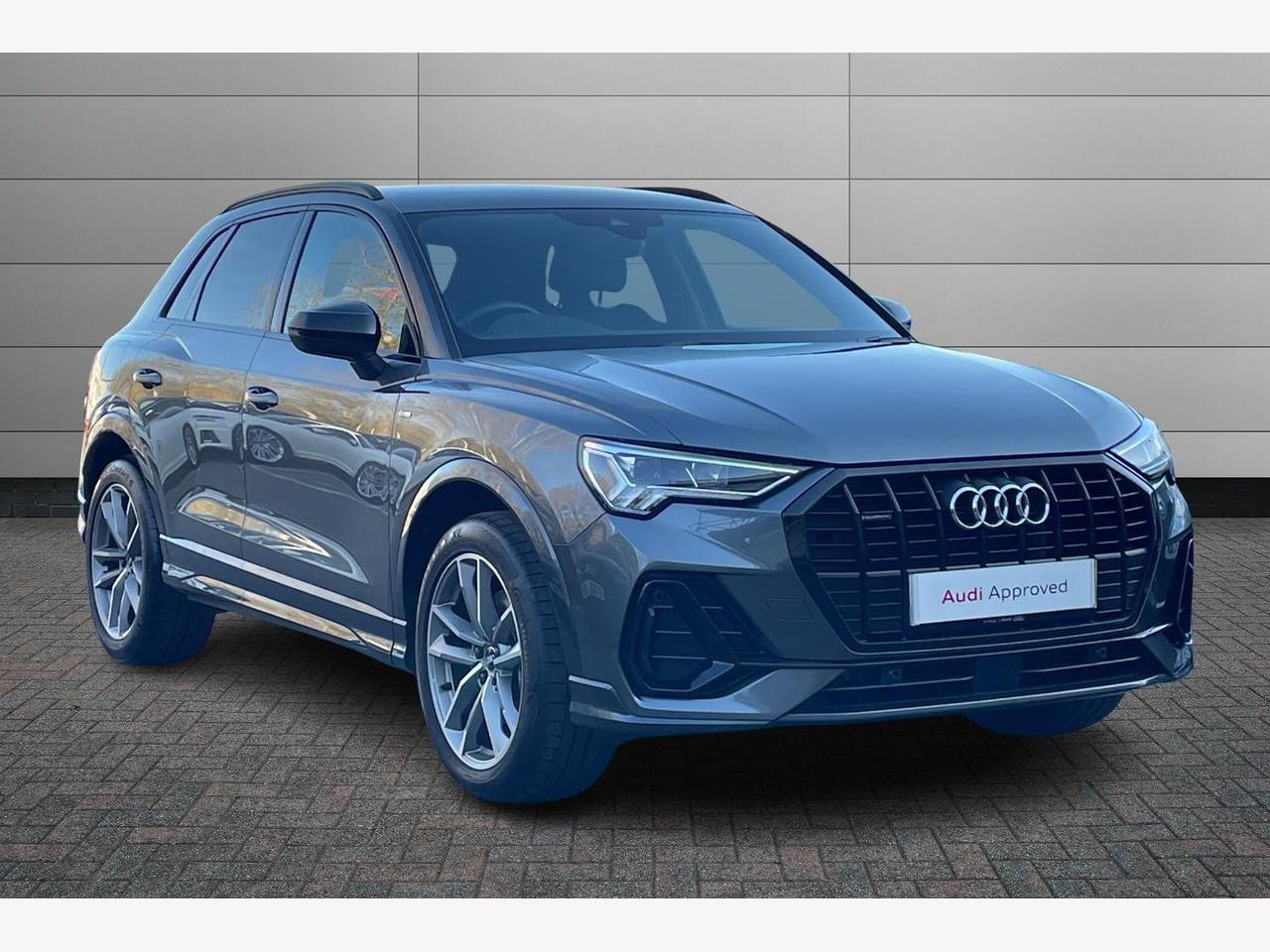 Main listing image - Audi Q3