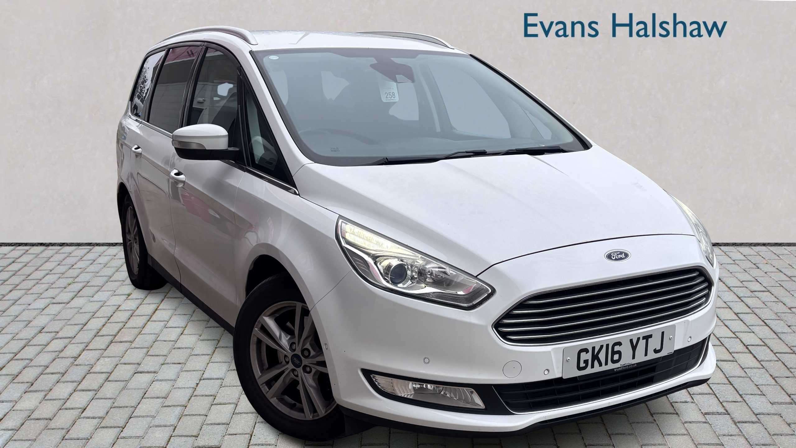 Main listing image - Ford Galaxy