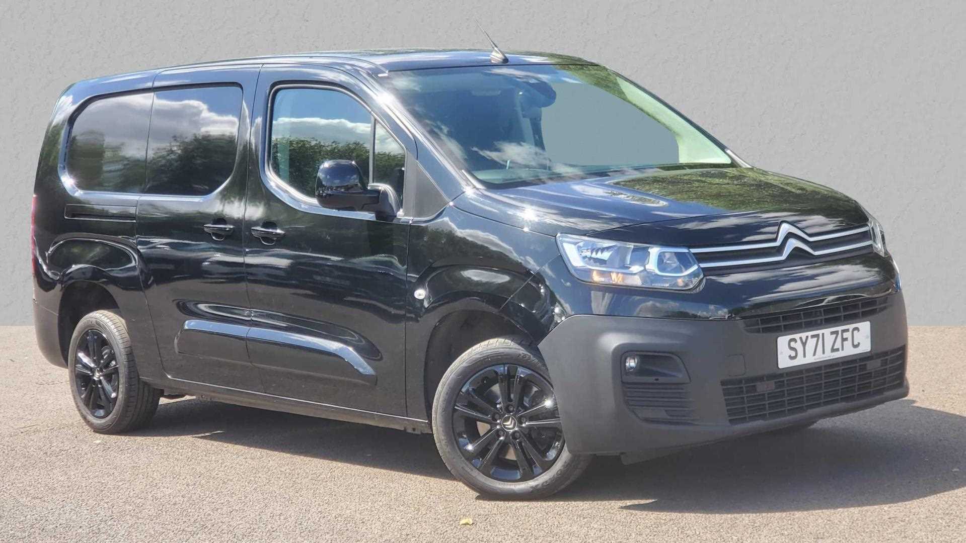 Main listing image - Citroen Berlingo Van