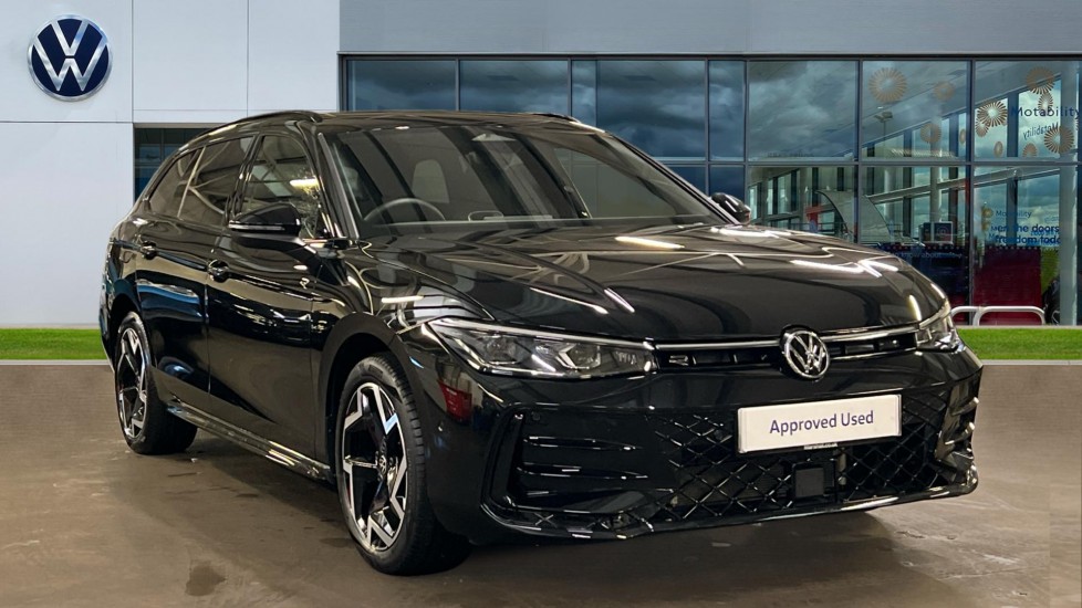 Main listing image - Volkswagen Passat Estate