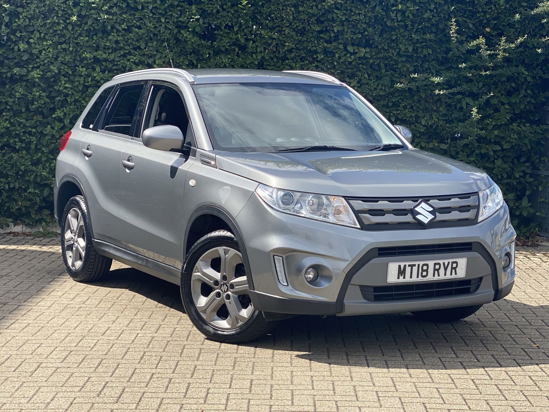 Main listing image - Suzuki Vitara
