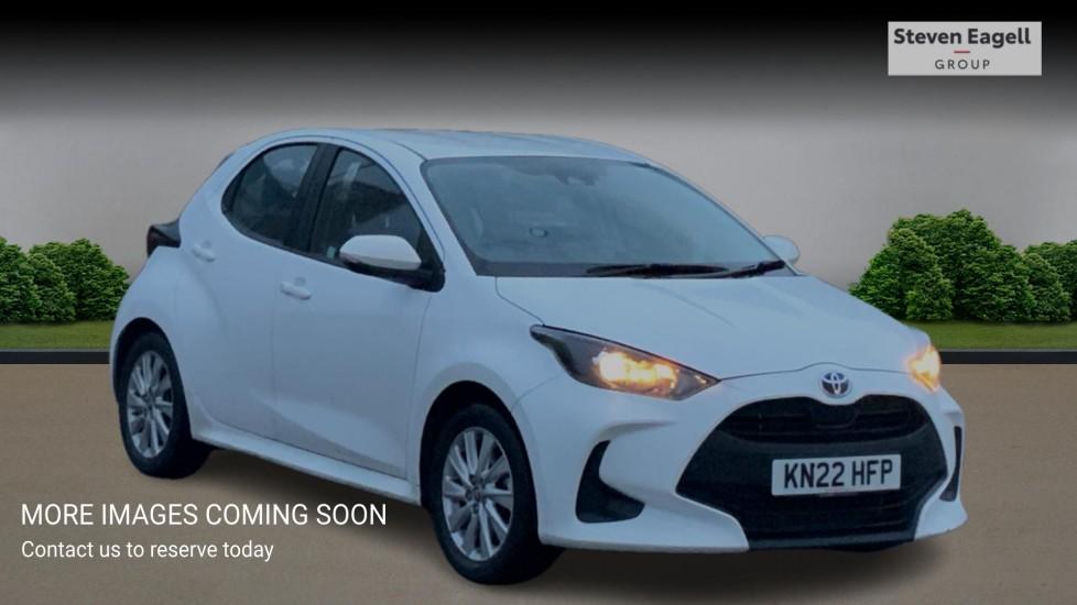 Main listing image - Toyota Yaris