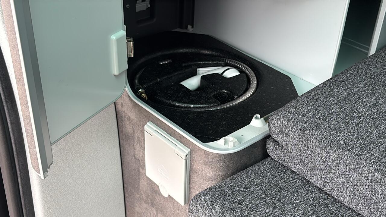 Main listing image - Volkswagen California