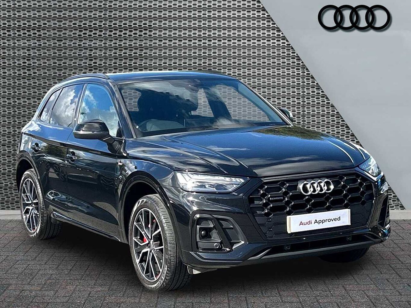 Main listing image - Audi Q5