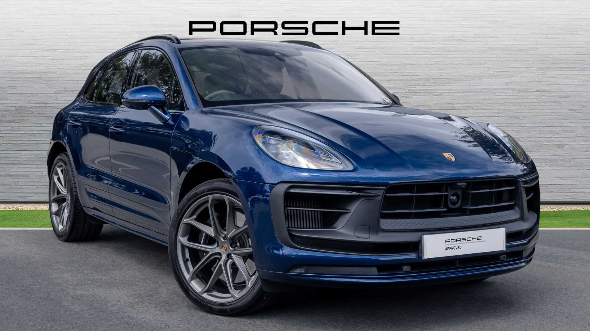 Main listing image - Porsche Macan