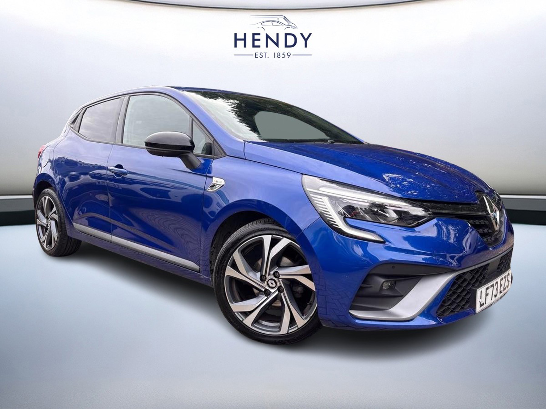 Main listing image - Renault Clio