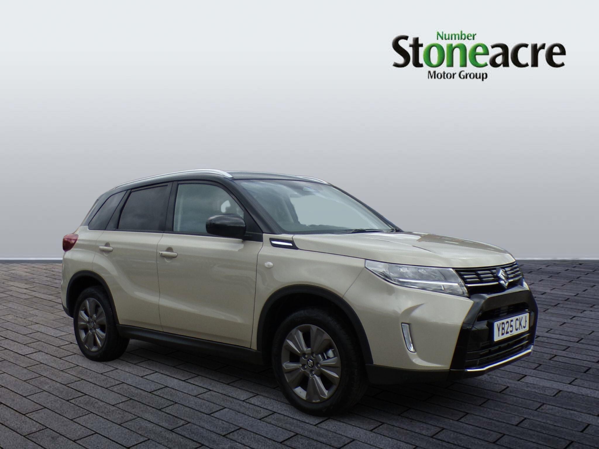 Main listing image - Suzuki Vitara