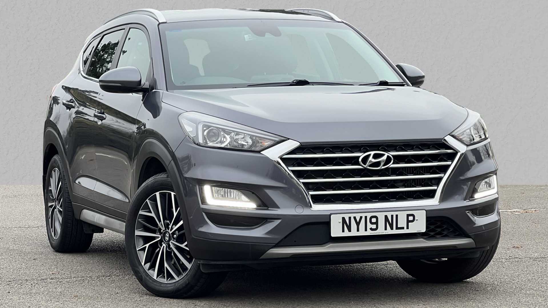 Main listing image - Hyundai Tucson