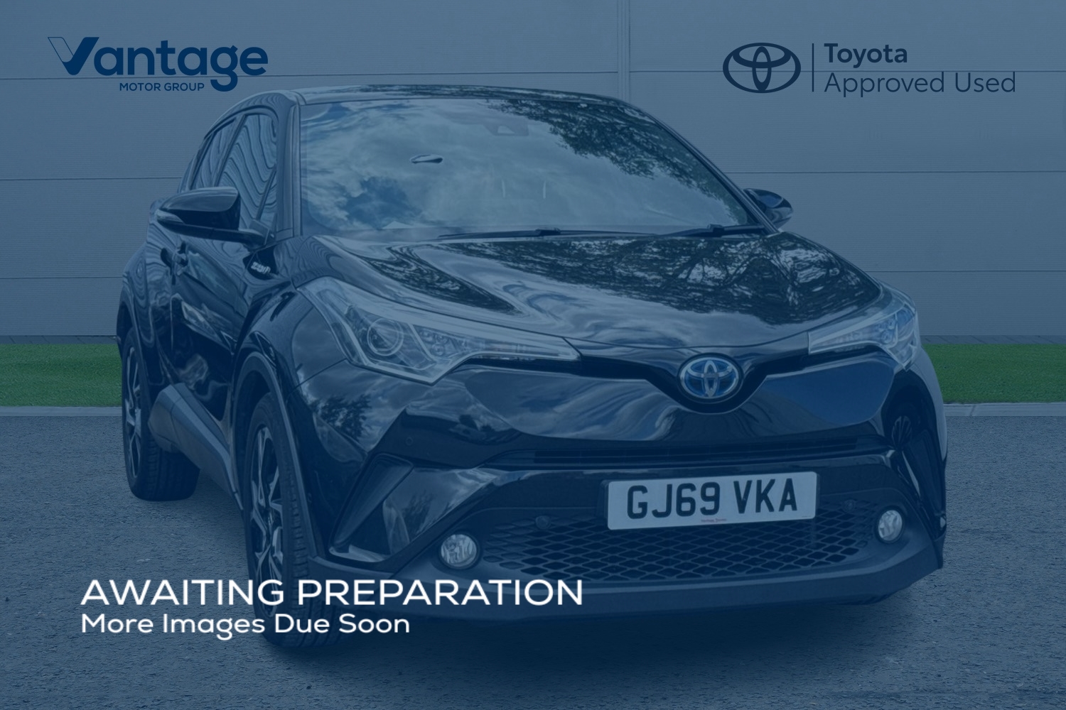 Main listing image - Toyota C-HR