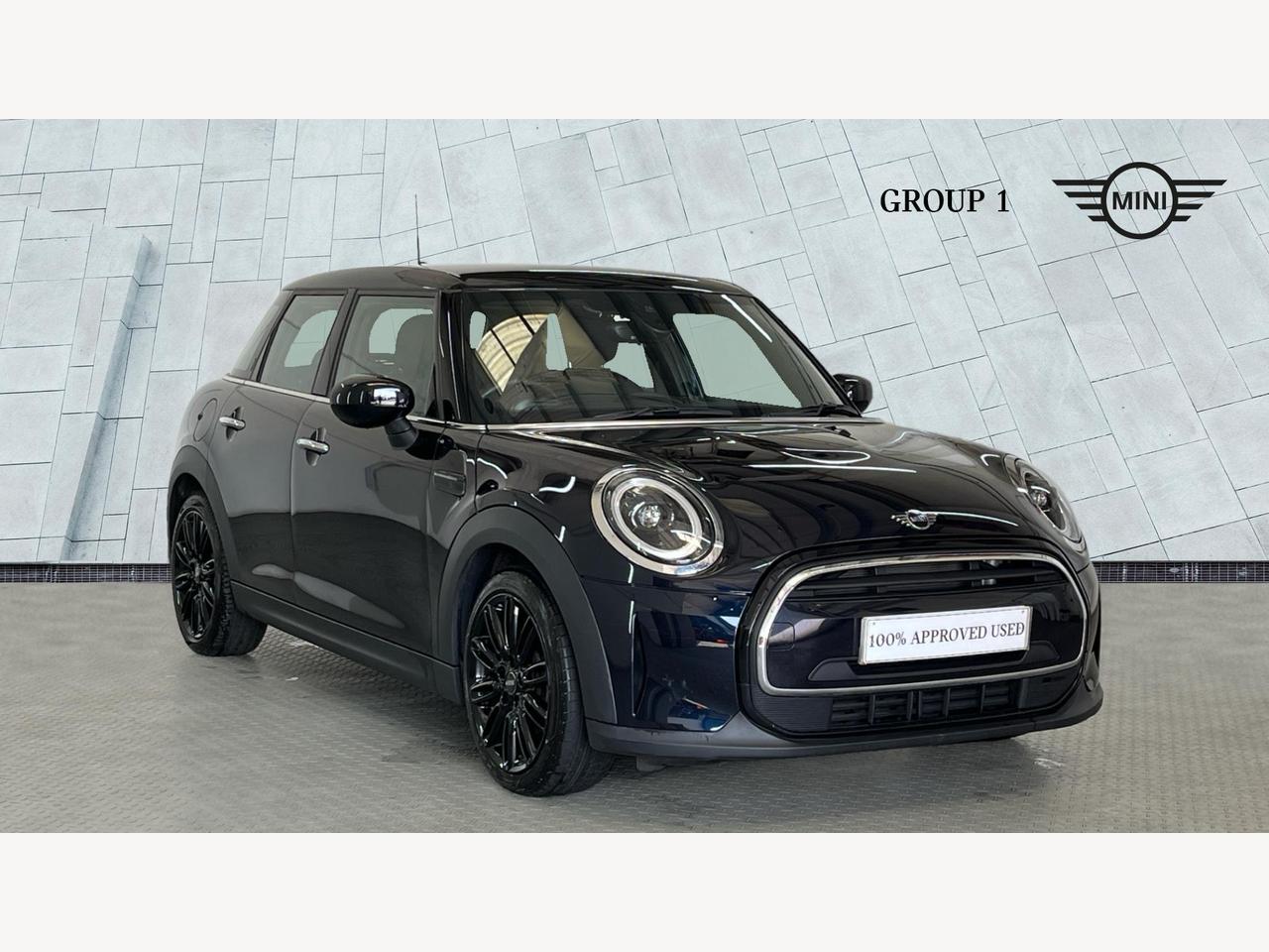Main listing image - MINI Hatchback 5dr