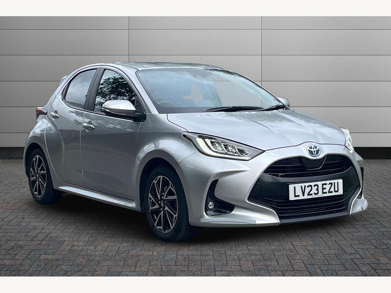 Main listing image - Toyota Yaris