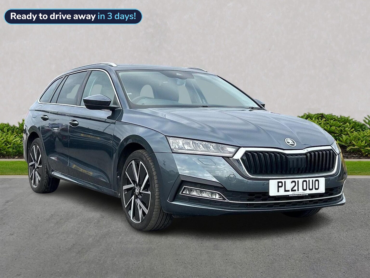 Main listing image - Skoda Octavia Estate