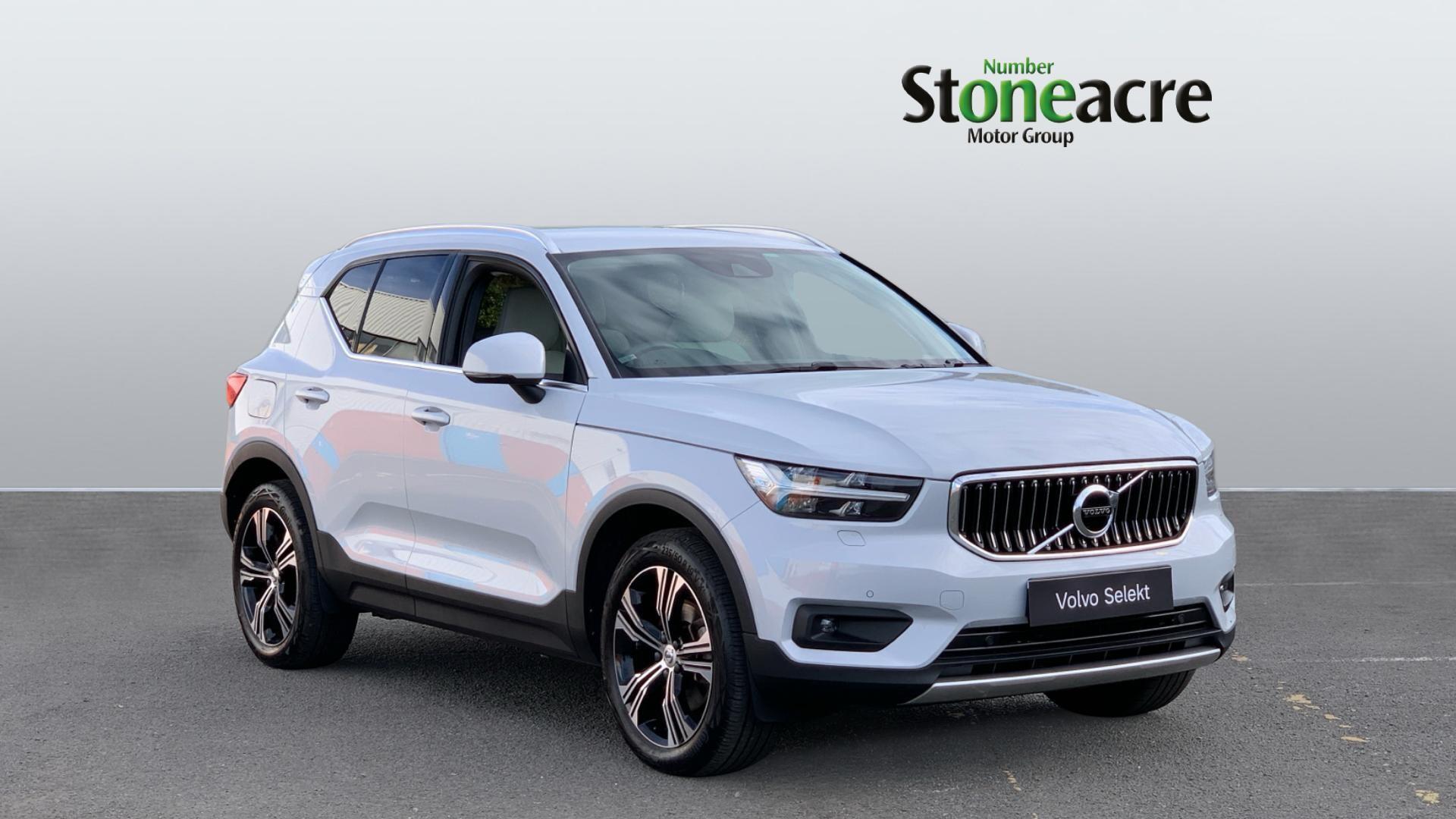 Main listing image - Volvo XC40