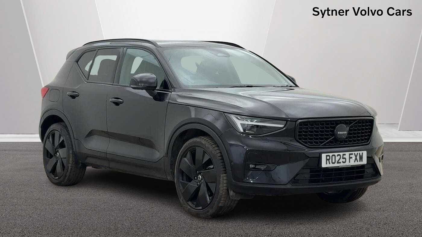 Main listing image - Volvo XC40