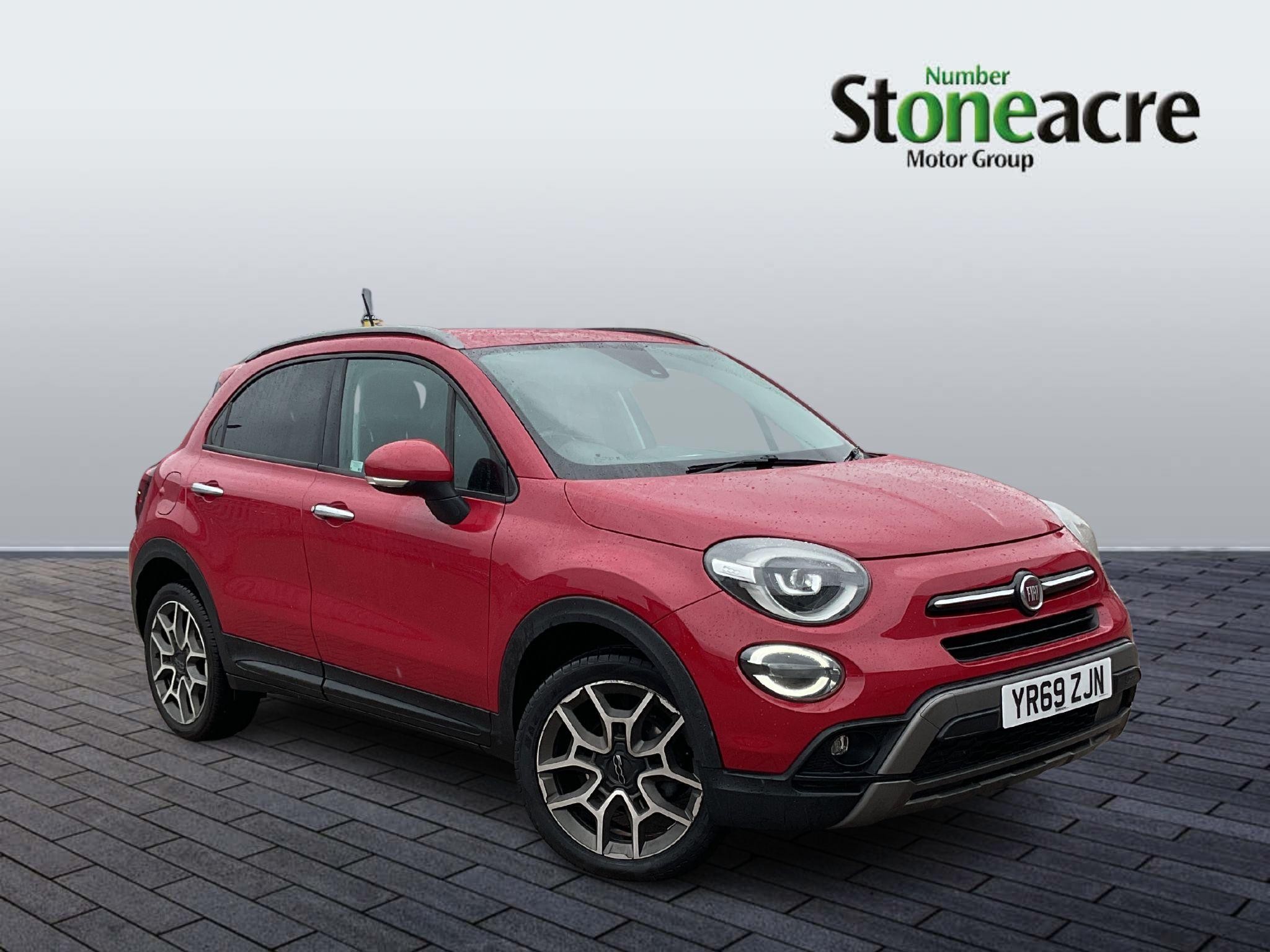Main listing image - Fiat 500X