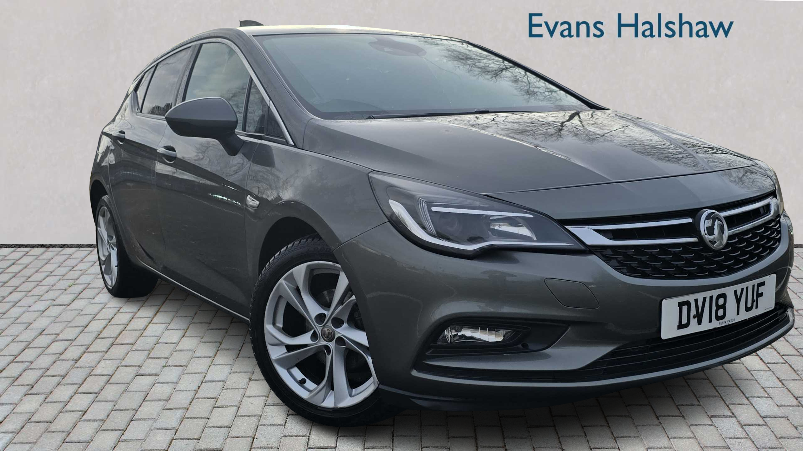 Main listing image - Vauxhall Astra