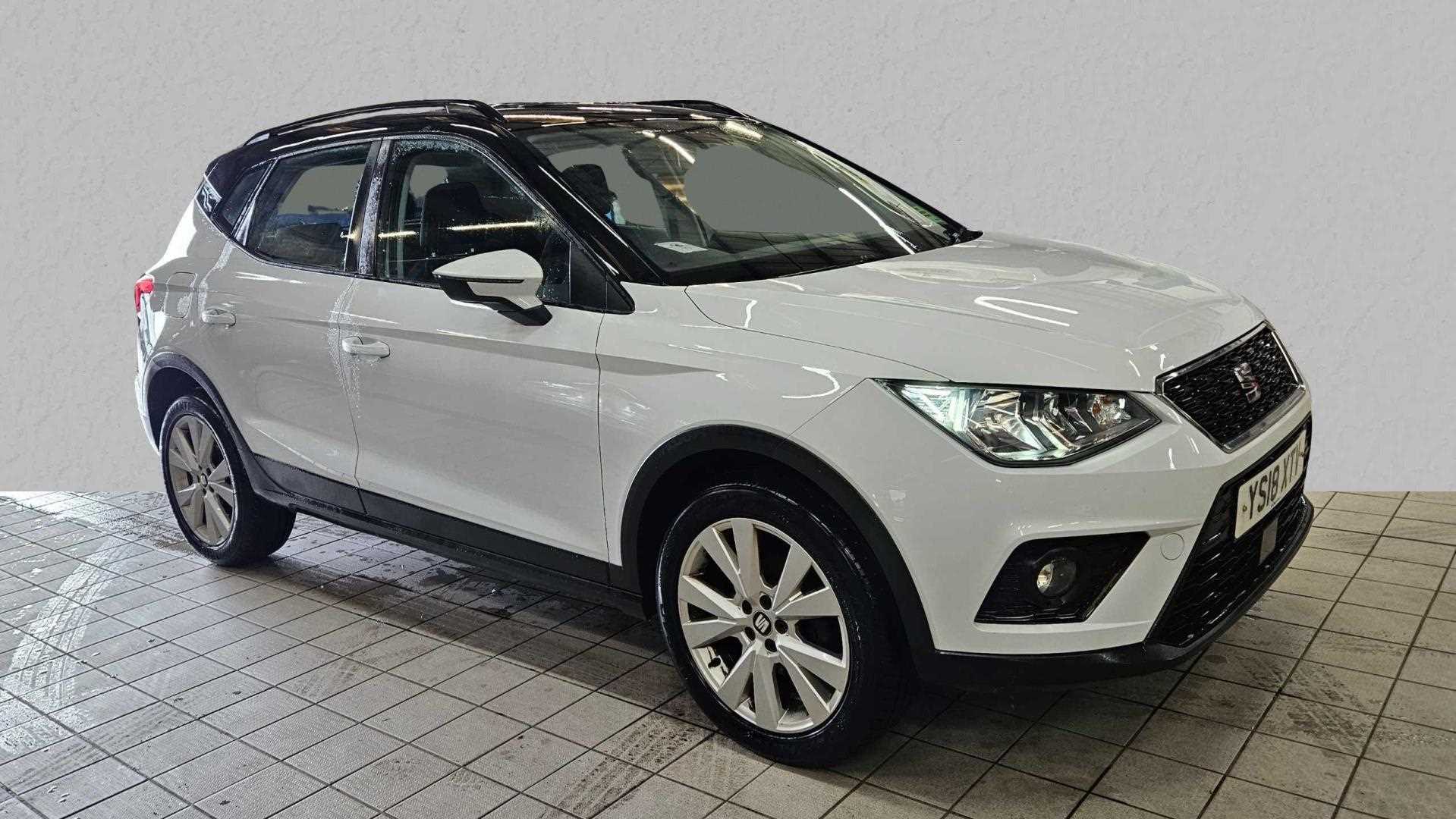Main listing image - SEAT Arona