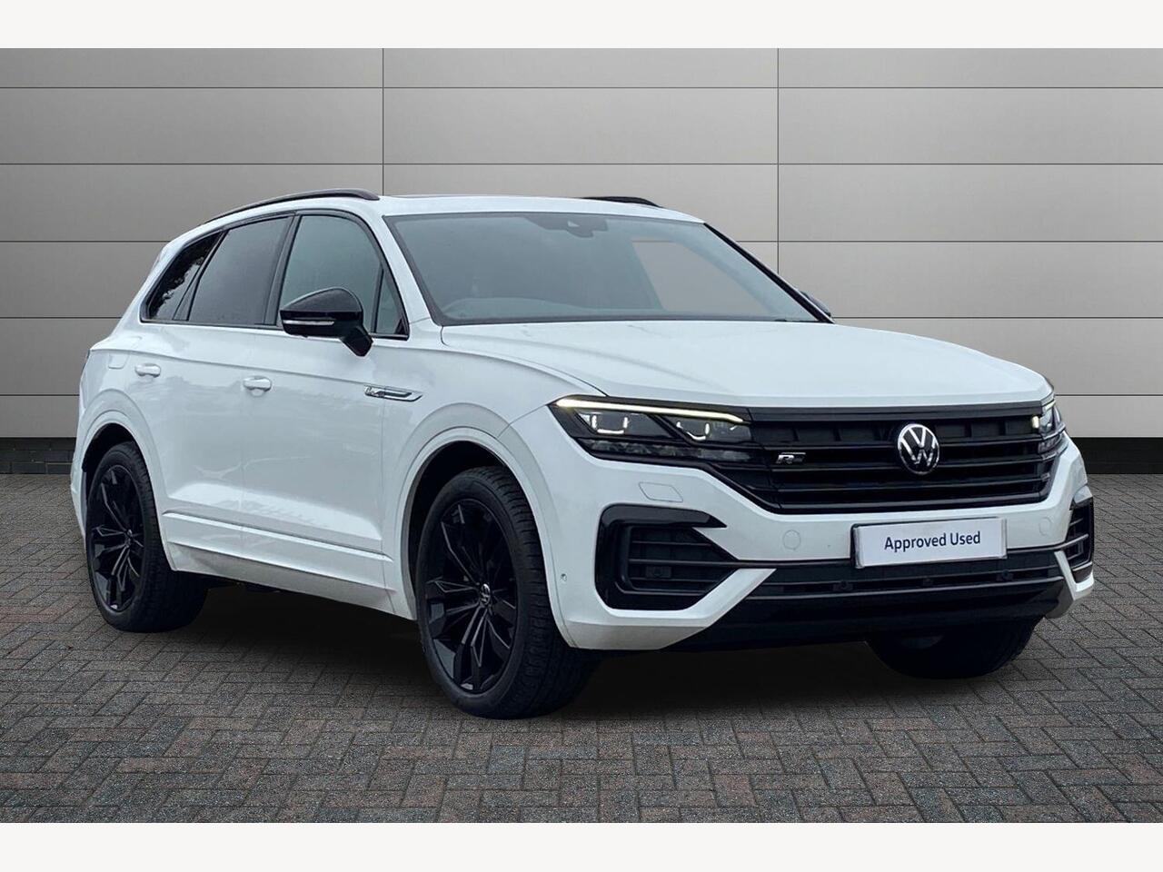 Main listing image - Volkswagen Touareg