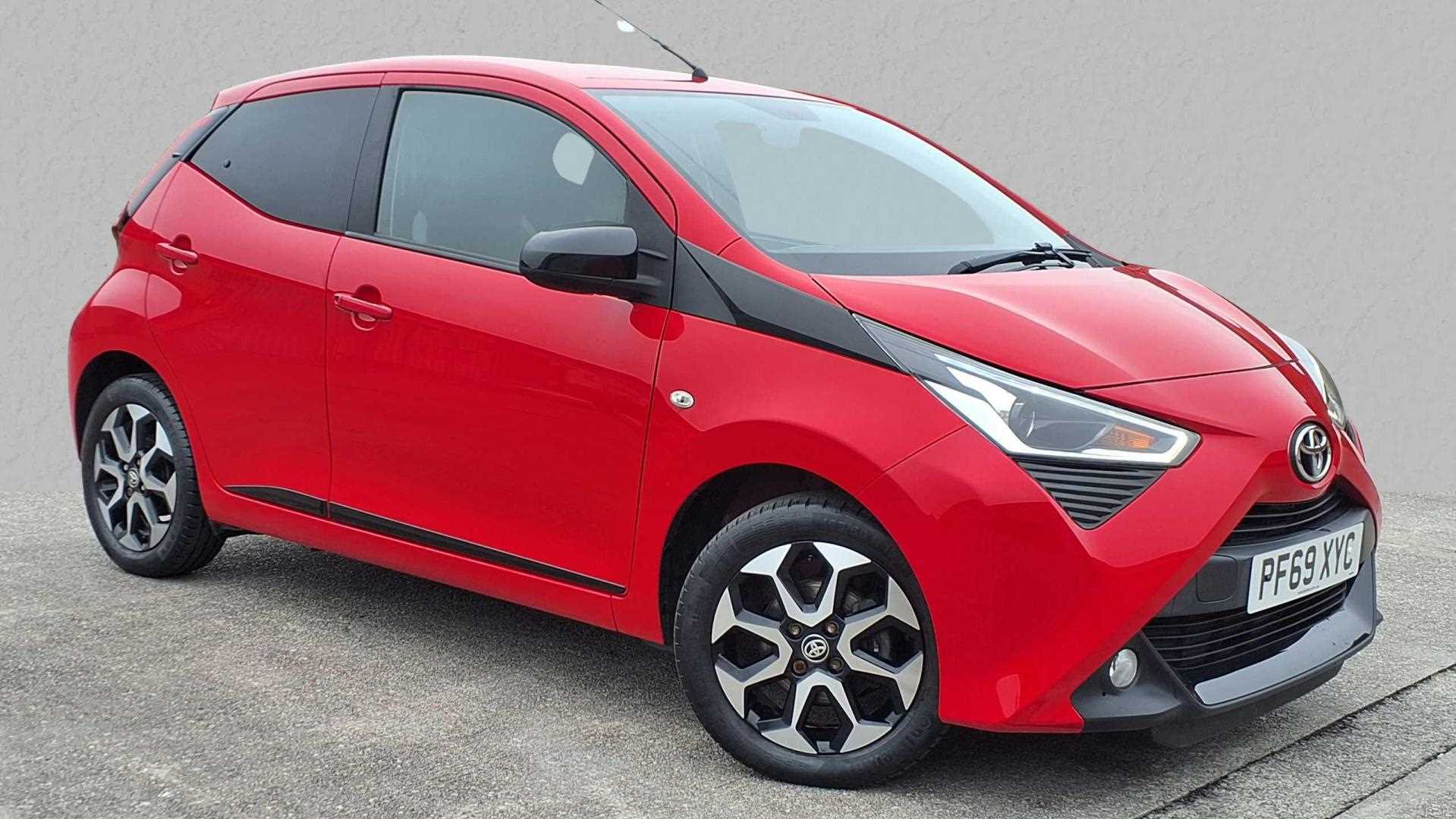 Main listing image - Toyota Aygo