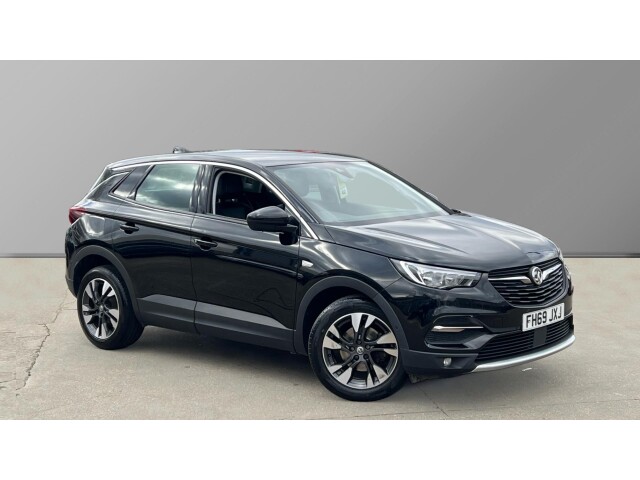 Main listing image - Vauxhall Grandland X