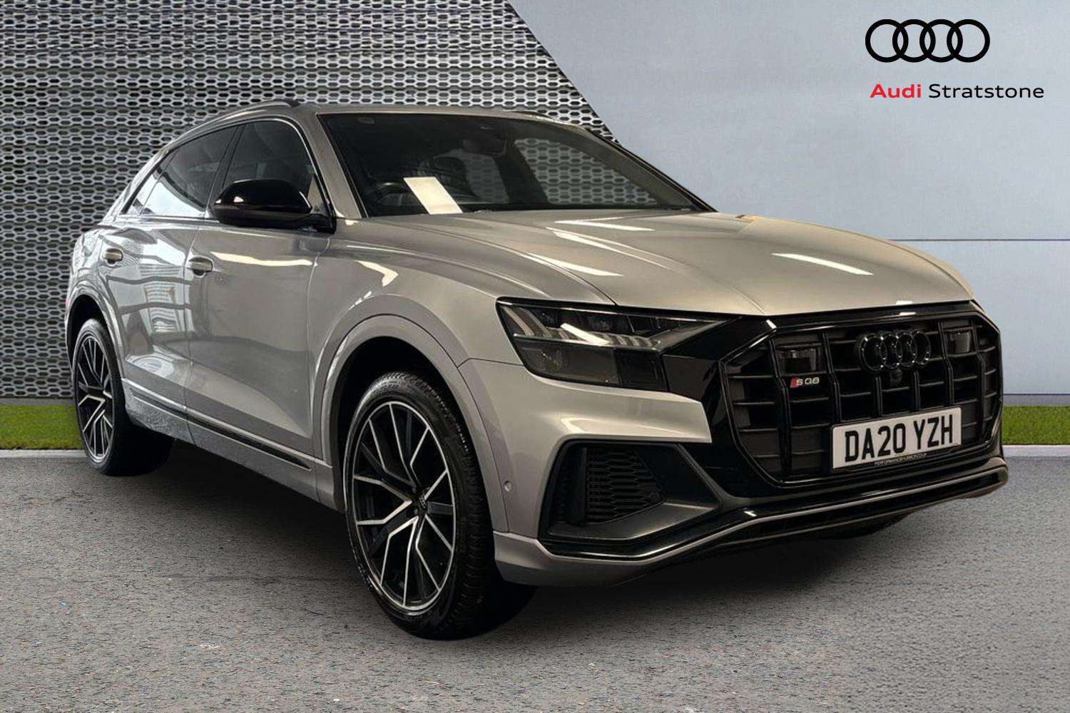 Main listing image - Audi RS Q8