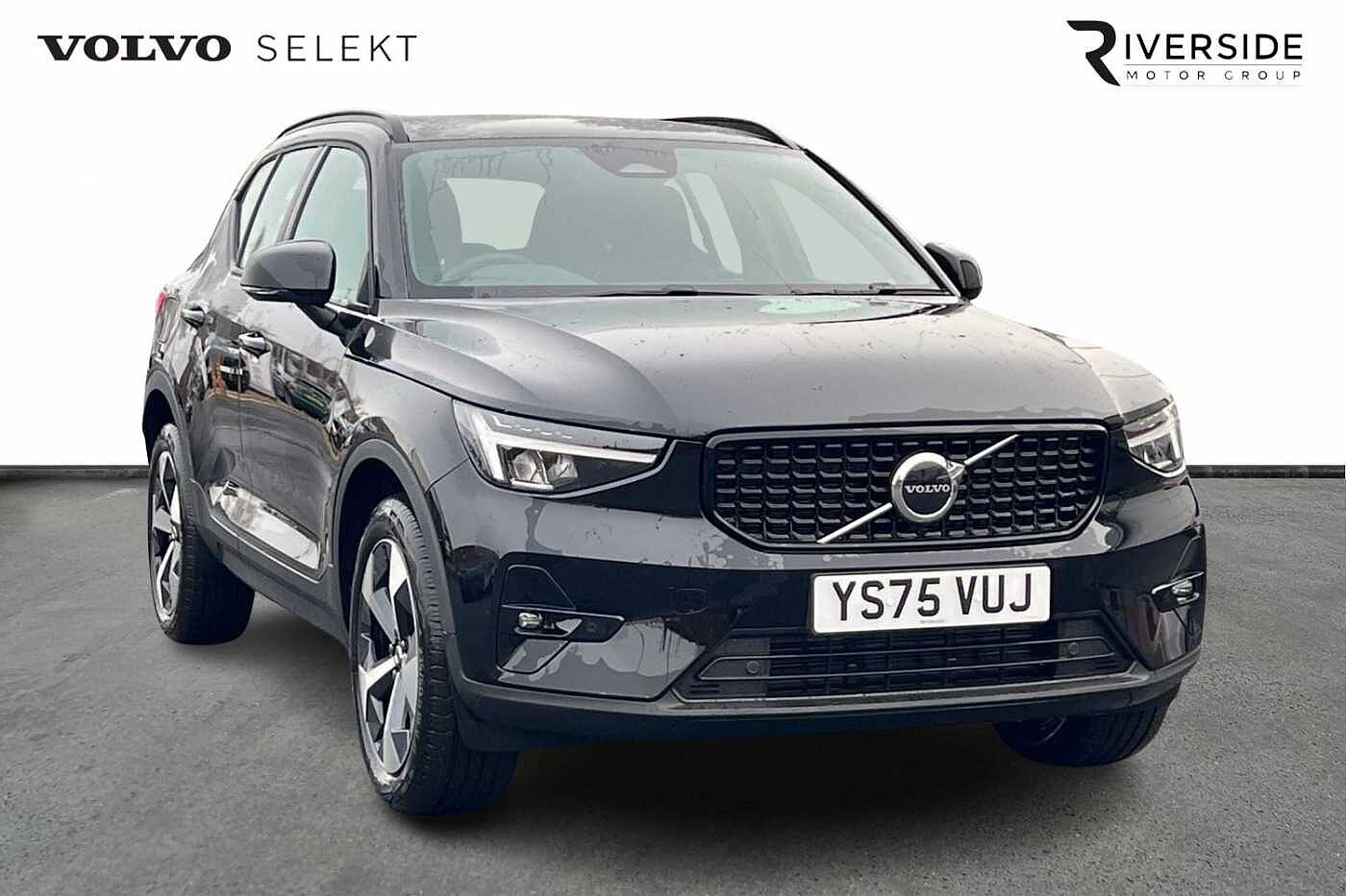 Main listing image - Volvo XC40