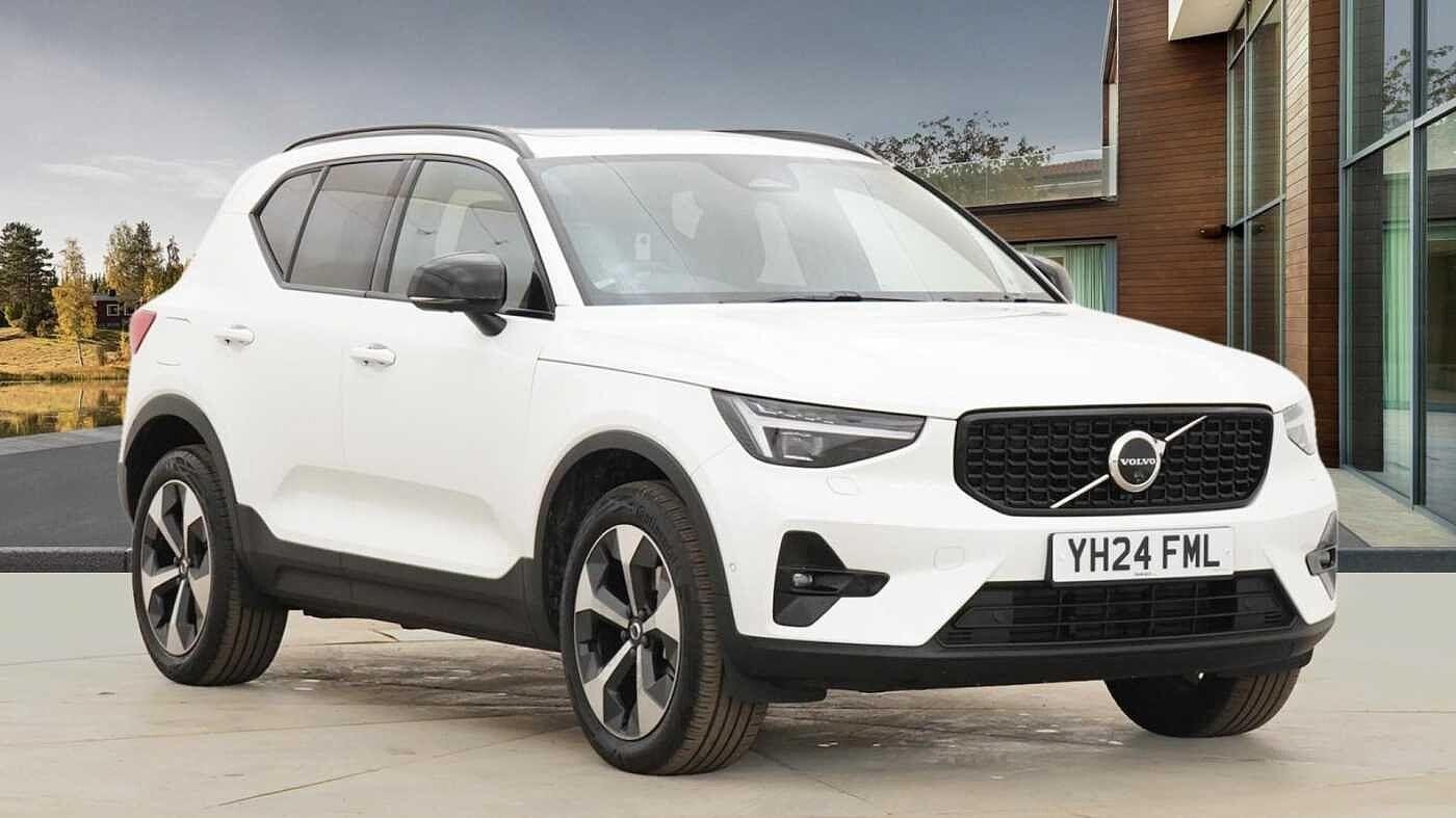 Main listing image - Volvo XC40