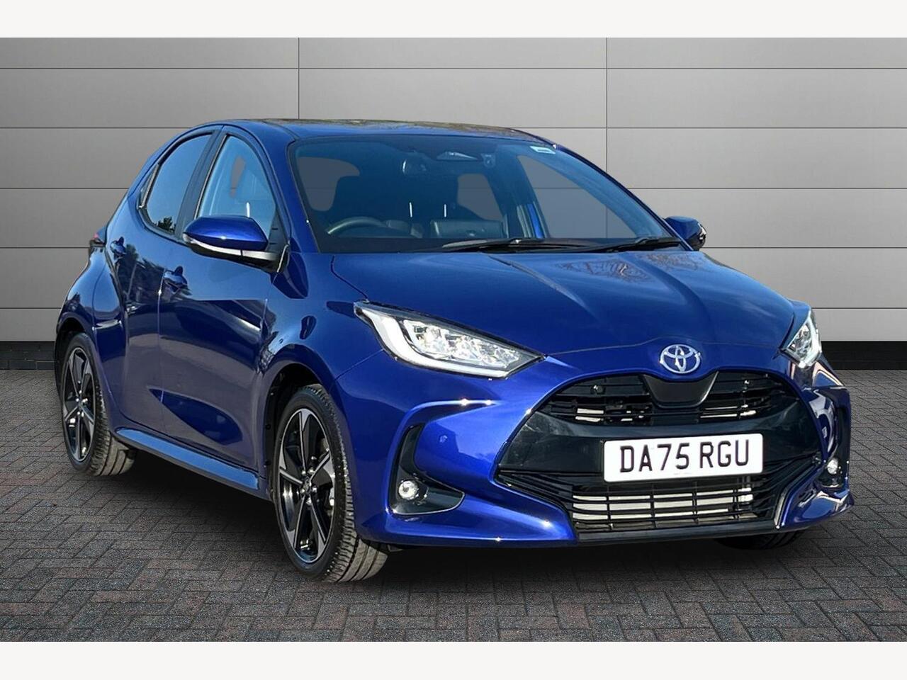 Main listing image - Toyota Yaris