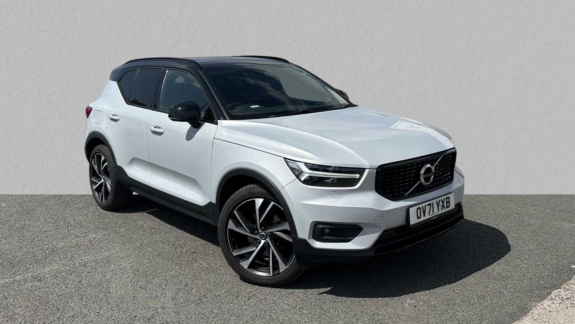 Main listing image - Volvo XC40
