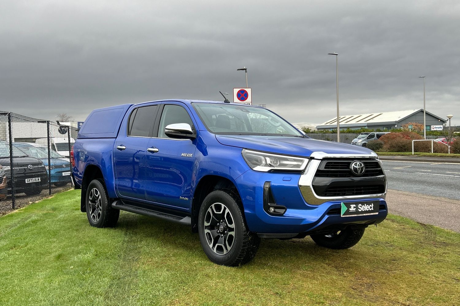 Main listing image - Toyota Hilux